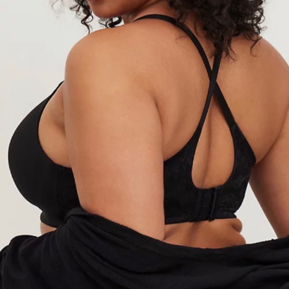 🆕 Black Lightly Lined Wire Free Racerback Bra 40 42 DD NWT Torrid New! - Picture 1 of 7